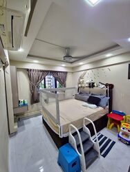 Blk 241 Jurong East Street 24 (Jurong East), HDB 3 Rooms #594667491